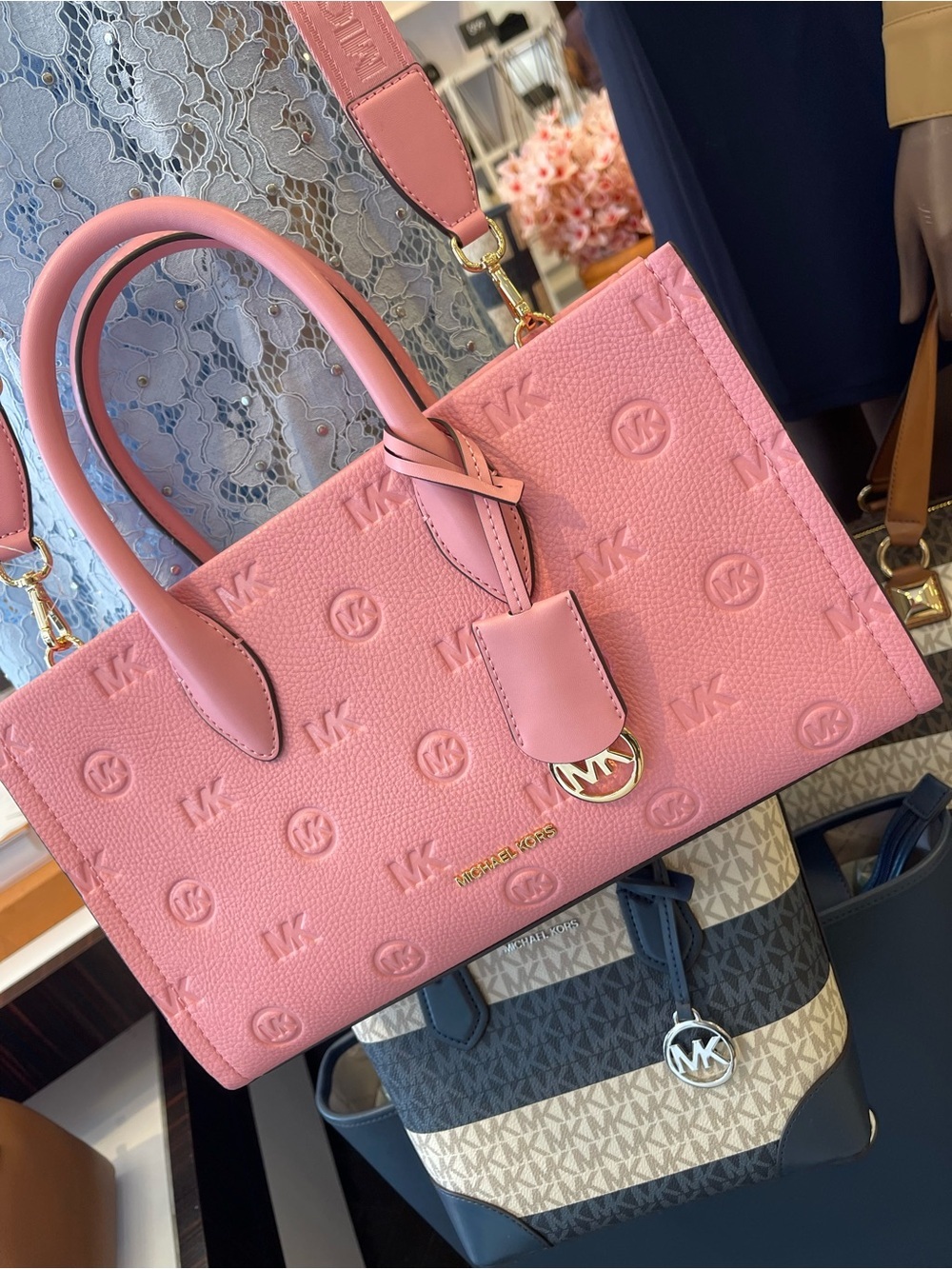 Michael Kors Mirella Md Logo Debossed Satchel Shoulder Tote Handb
Carnation 
NWT - Picture 6 of 16